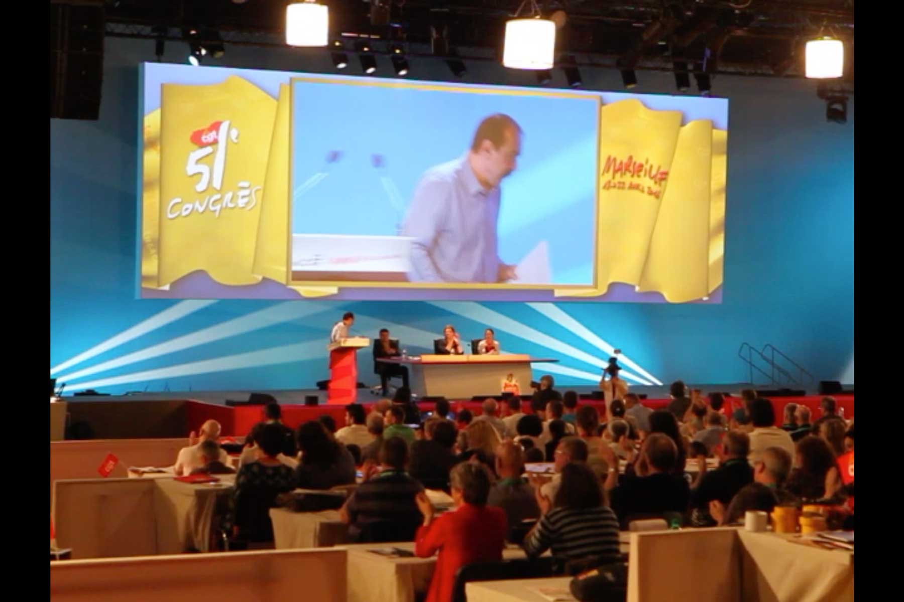 Der Generalsekretär der CGT verlässt das Rednerpult  Fotografie von Heiko Schäfer