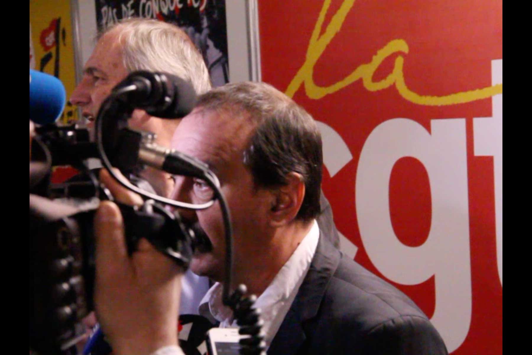 Eine Pressekonferenz mit dem Generalsekretär der CGT Philippe Martinez  Fotografie von Heiko Schäfer