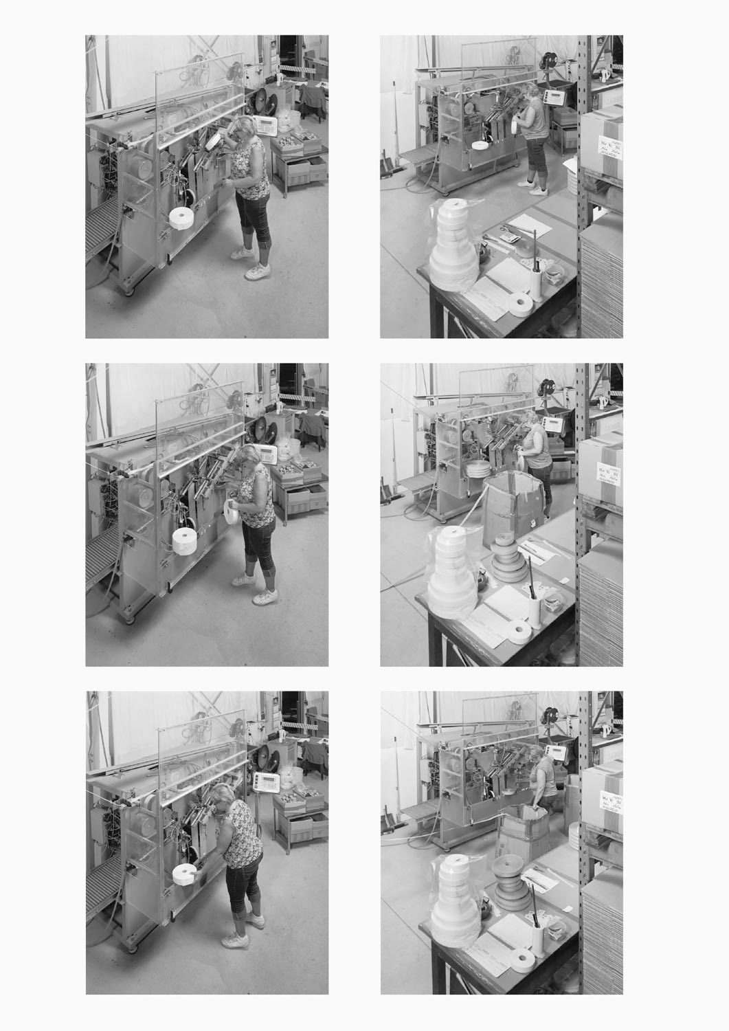 Eine Textilarbeiterin arbeitet an einer Maschine in der Firma M. Batex  Fotografie von Heiko Schäfer